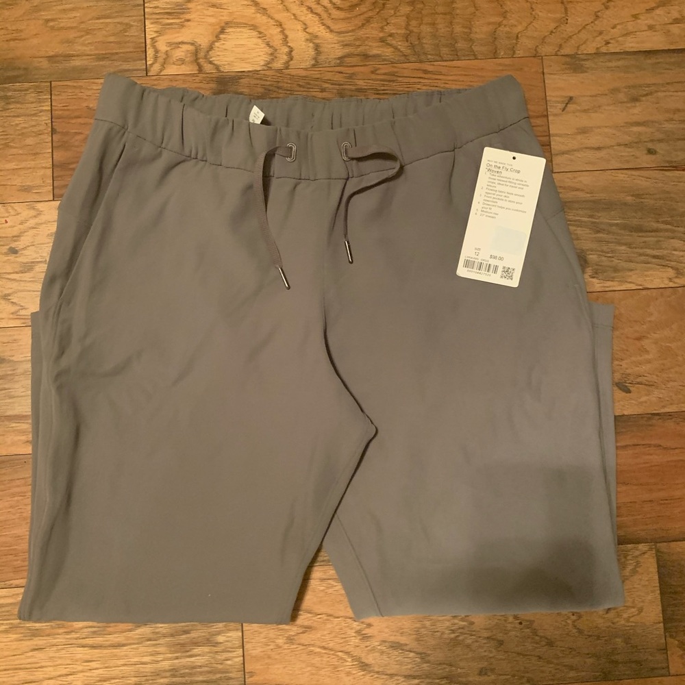 Lululemon On the Fly Crop Pants